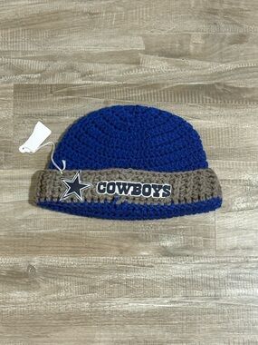 ! NEW ! Unisex Dallas Cowboys Blue and Gray Crocheted Beanie